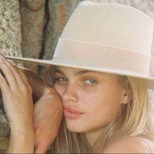 Lack of color benson hat (brand new, never worn!)